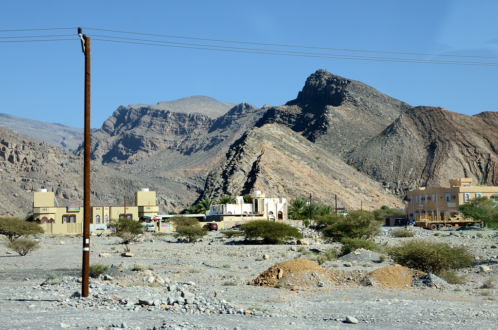 Автобусный тур по крепостям Омана