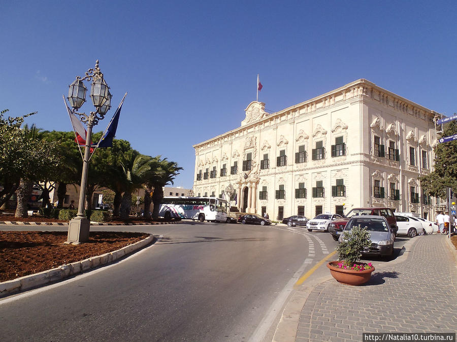 Две недели на Мальте Сент-Джулианс, Мальта