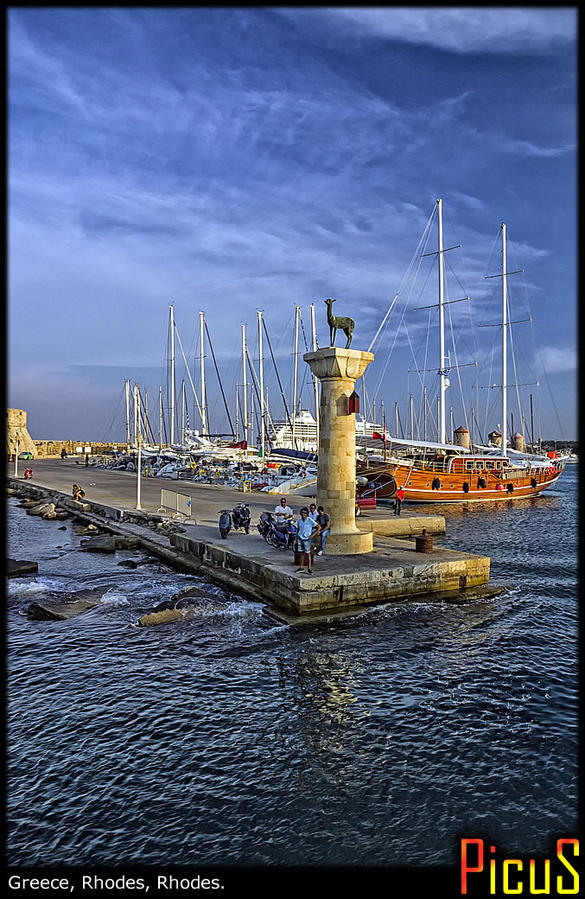 Порт Родоса Родос, остров Родос, Греция