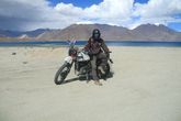Раджат и мотоцикл Royal Enfield Himalayan 411 CC