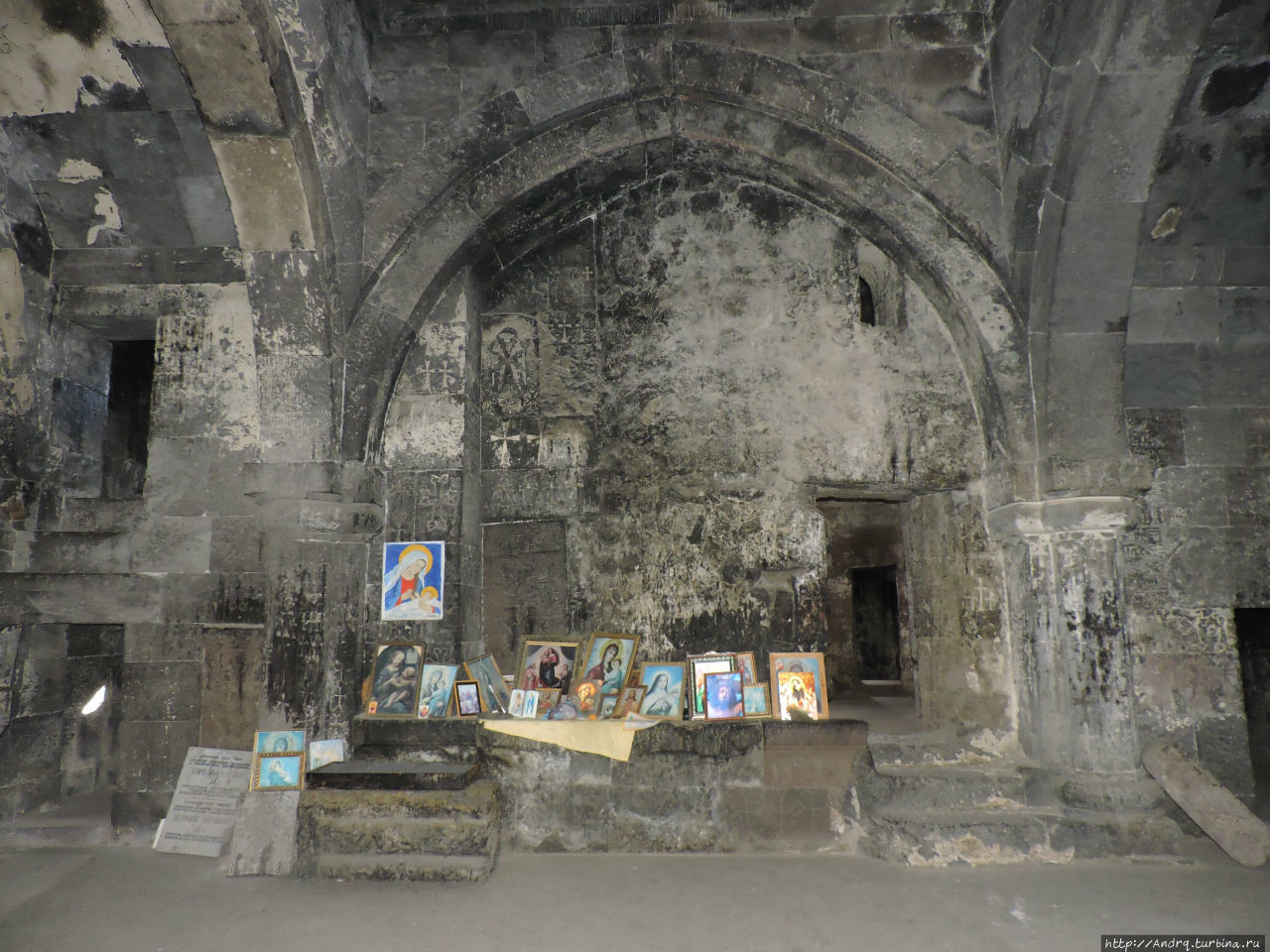 монастырь Айраванк Армения