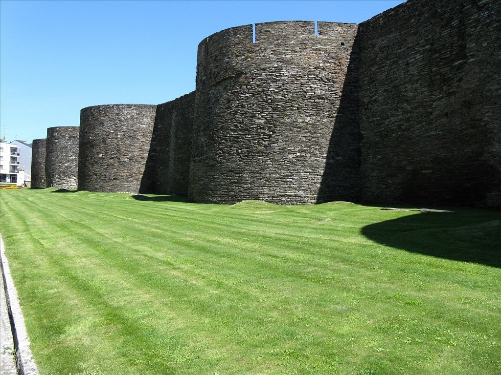 Римские стены города Луго / Muralla Romana de Lugo