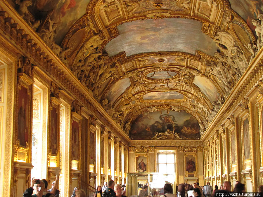 Картинная галерея Лувра