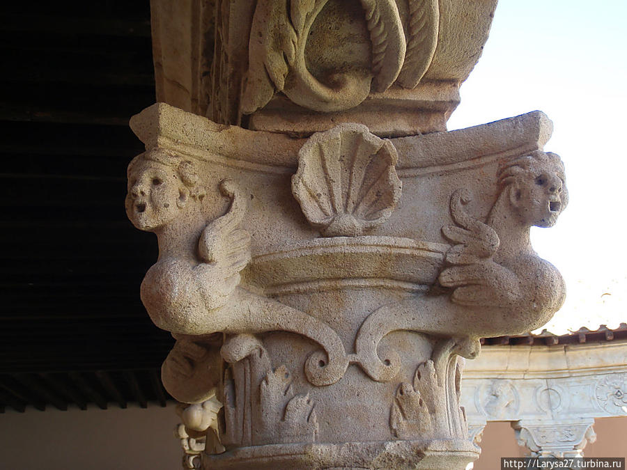 Загадки монастыря Дуэний  в Саламанке