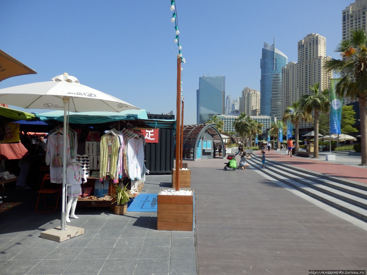 Рынок на пляже Дубай, ОАЭ