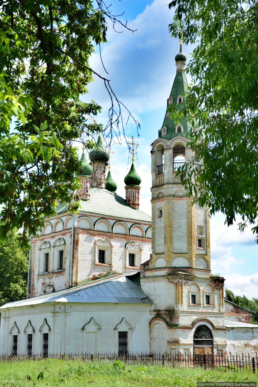 Церковь Живоначальной Троицы Серпухов, Россия