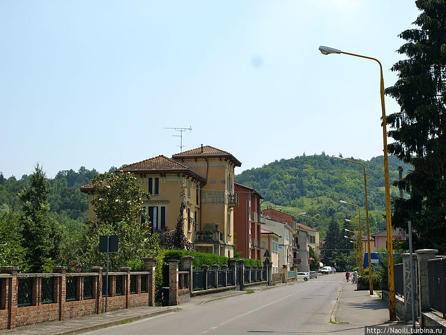 Дома жителей иногда похожи на средневековые замки