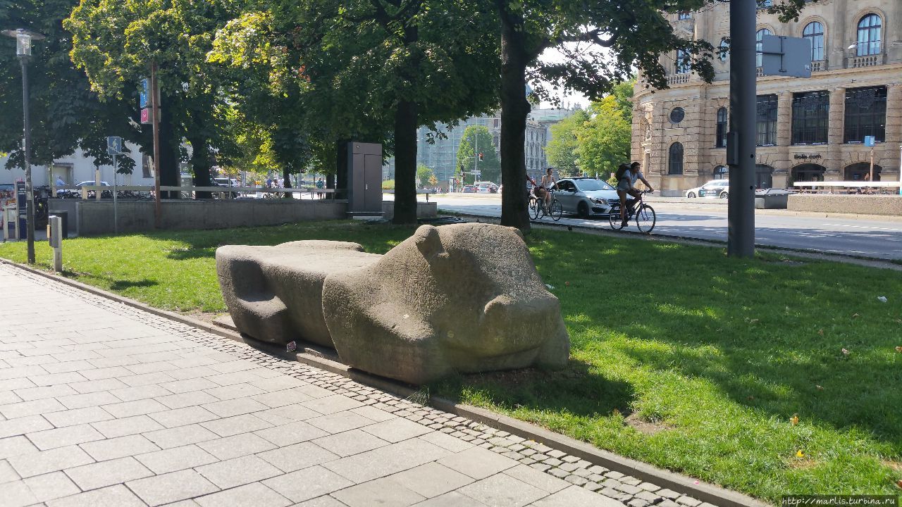 Маленький путeводитель по пивным садам Мюнхена Мюнхен, Германия