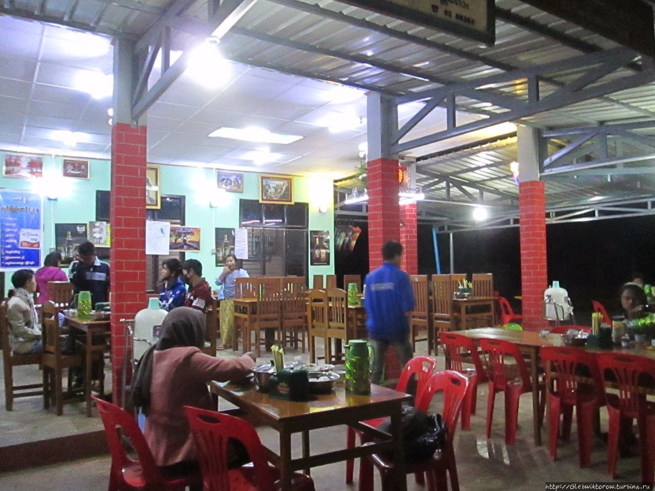 Кафе Роад 54 Лойко, Мьянма