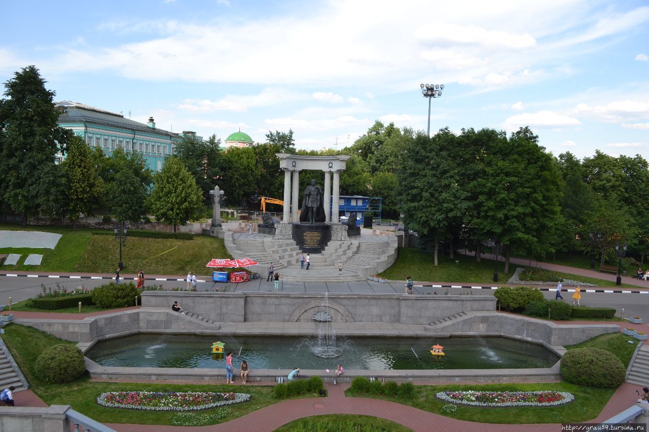 Памятник Александру II Москва, Россия