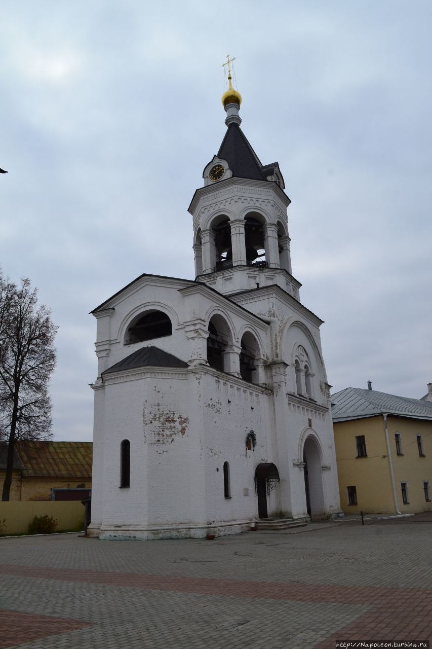 Колокольня с церковью Александра Невского / Bell tower and Church of Alexander Nevsky