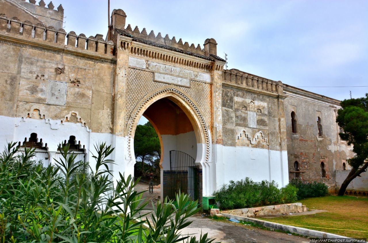 Дворец Халифа / Khalifa palace