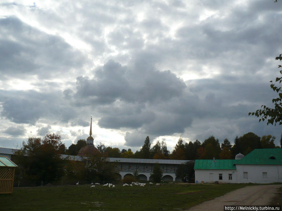 Тихвинский Богородичный Успенский монастырь Тихвин, Россия