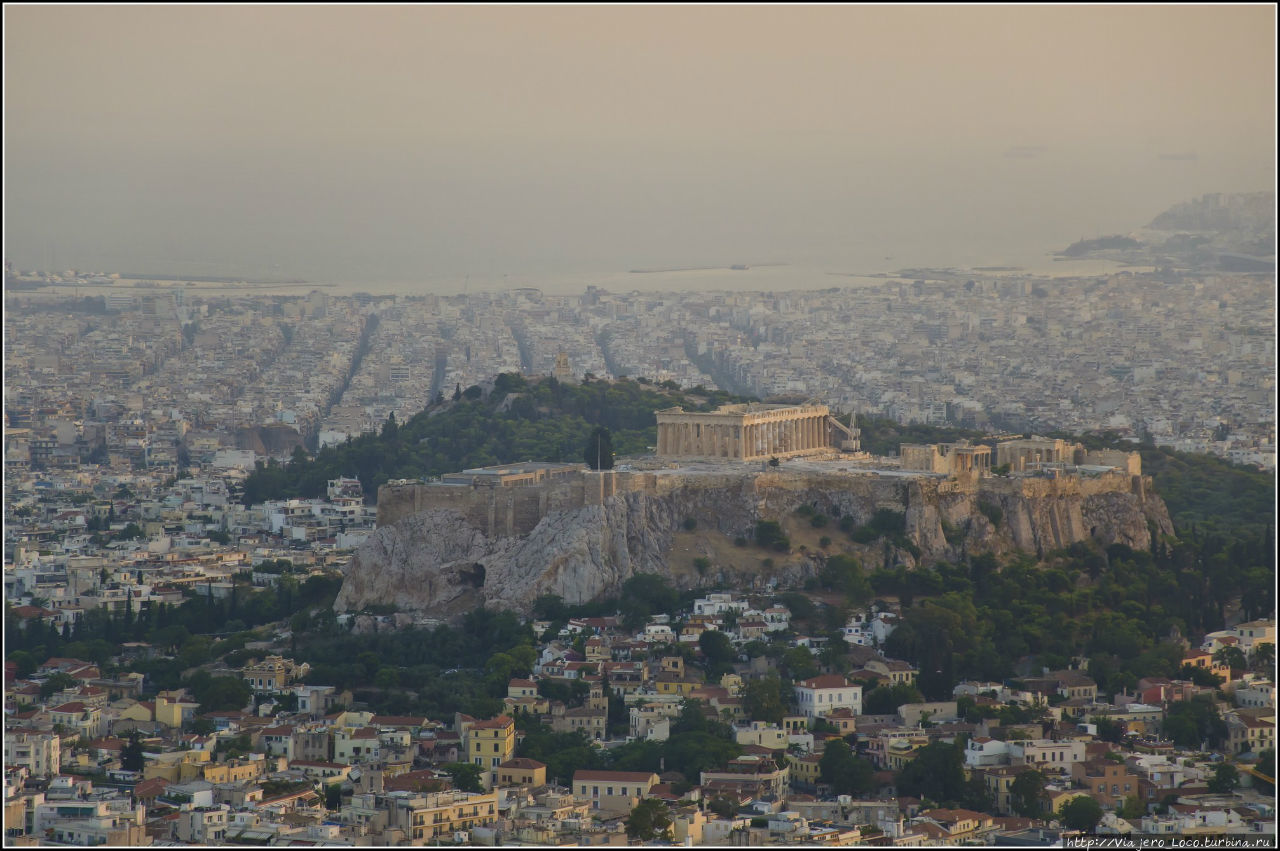 Афины и пустота Афины, Греция