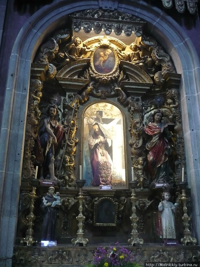 Церковь и башня Клеригуш Порту, Португалия