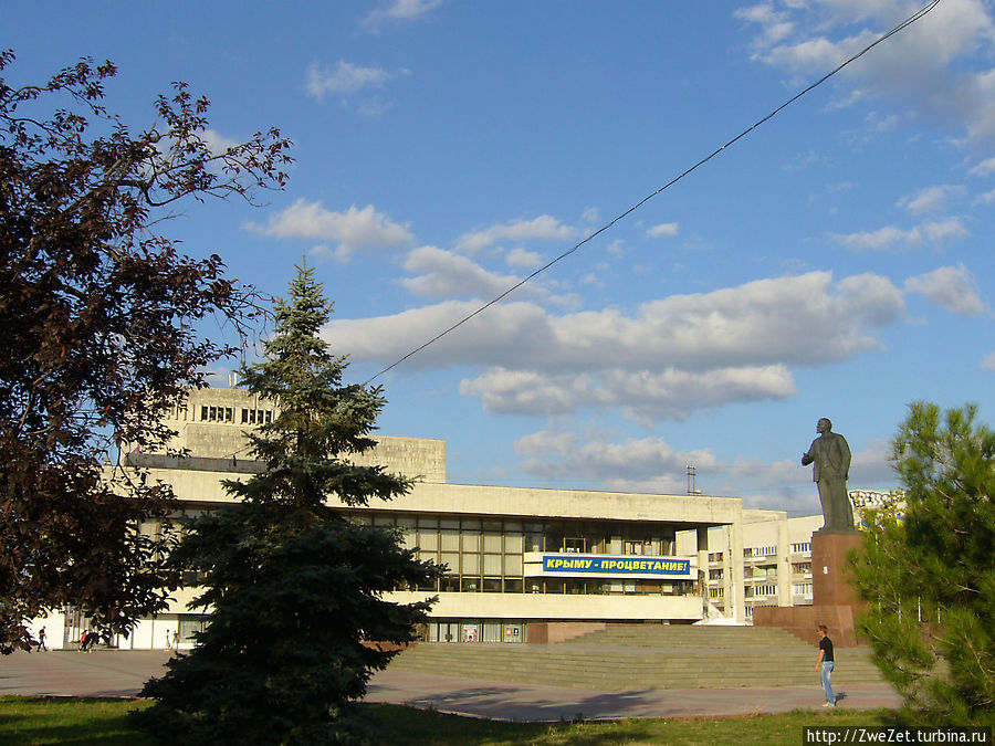 Большой Украинский театр Симферополь, Россия