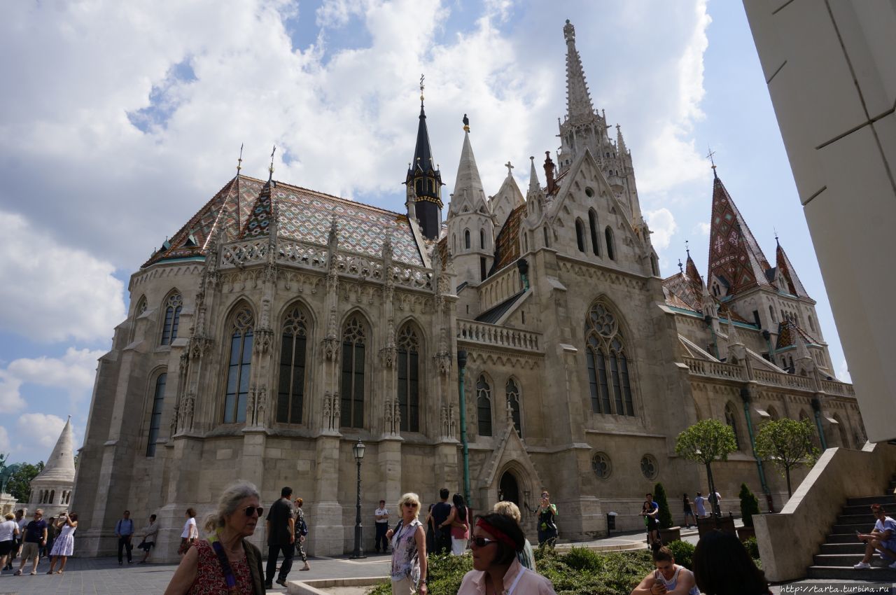 Променад по комплексу на Будайском холме Будапешт, Венгрия