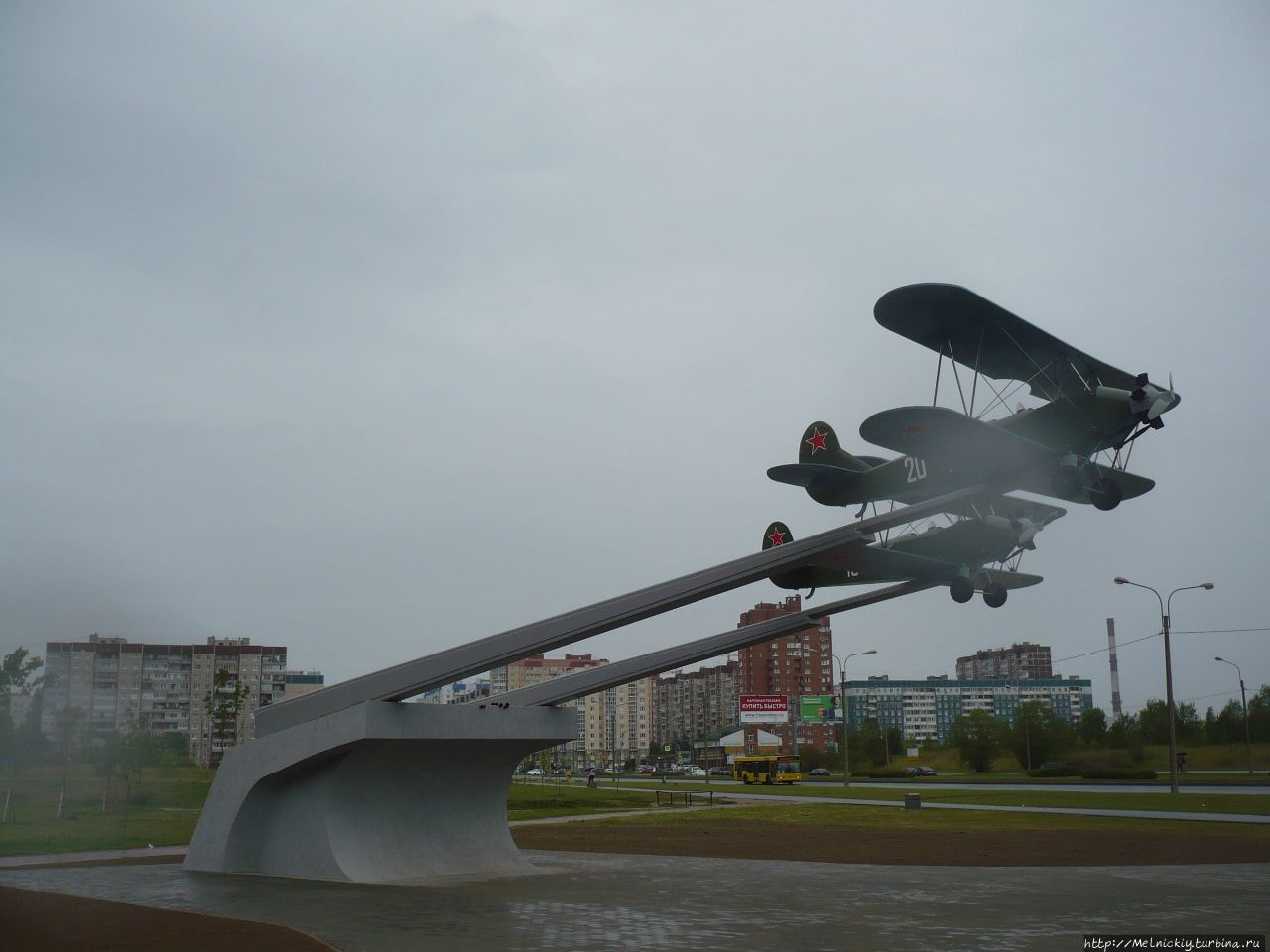 Памятник самолету У-2 Санкт-Петербург, Россия