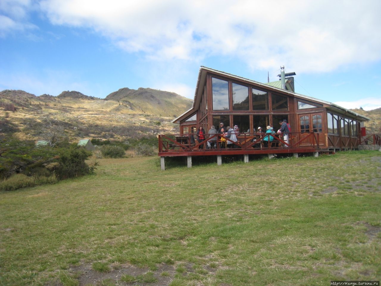 Кафе Parrilla Pehoe / Parrilla Pehoe restaurant