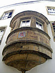 На этом балконе написан девиз люксембуржцев — «Мы хотим остаться теми, кто мы есть»