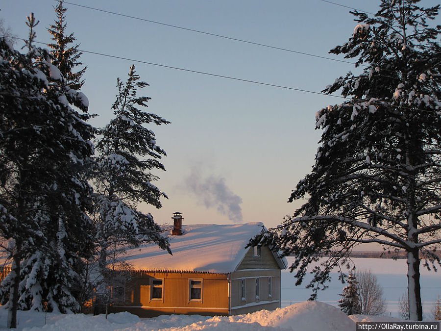 Архиерейский дом зимой.