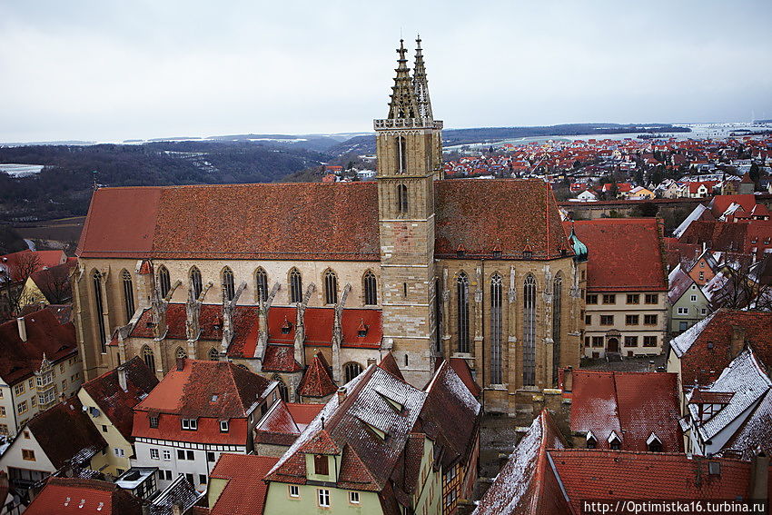 Вид на церковь св. Якова с башни Ратуши (фото из интернета) Ротенбург-на-Таубере, Германия