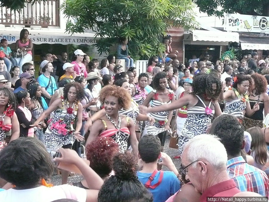 Реюньонский карнавал Реюньон