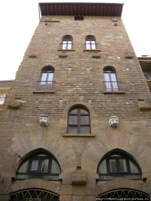Дворец Торре Амидеи / La Torre degli Amidei