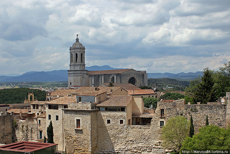 кафедральный собор с римской стены Жирона, Испания