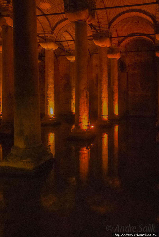 Подземный храм Стамбул, Турция