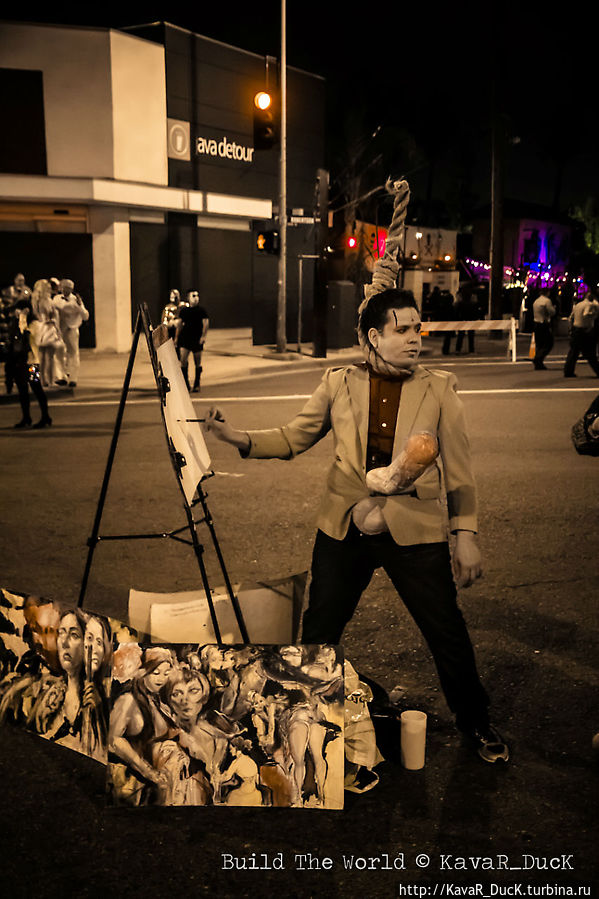 Хэллоуин парад на бульваре Санта Моника