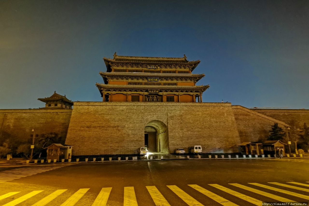 Городская стена в городе Датун, Шаньси, Китай. Датун, Китай