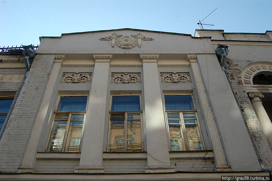 Дзержинского, 39. Детали