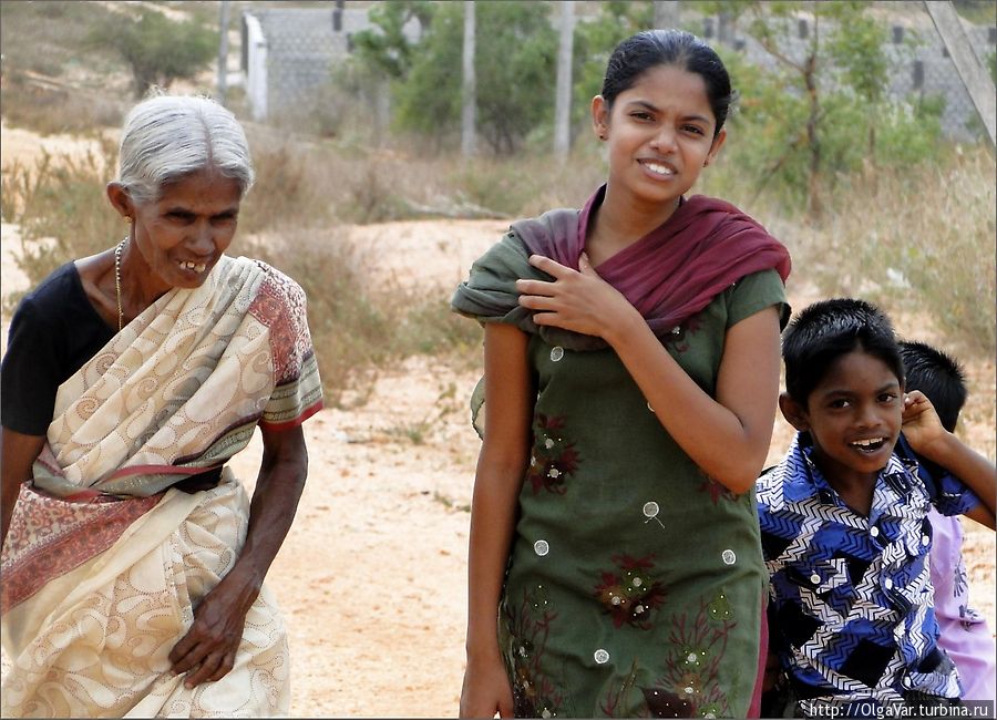 Три поколения Тринкомали, Шри-Ланка
