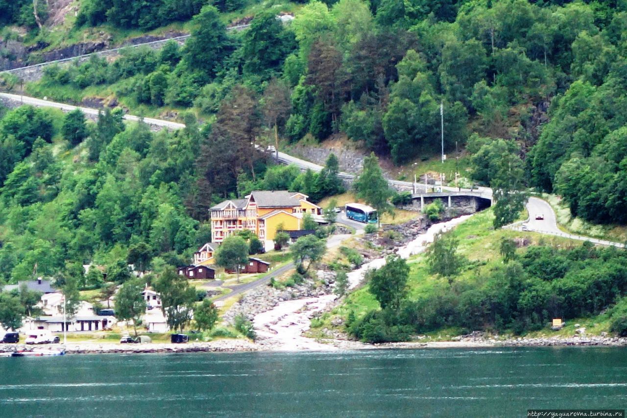 Гейрангер: плюс/минус полтора (километра) Гейрангер - Гейрангерфьорд, Норвегия