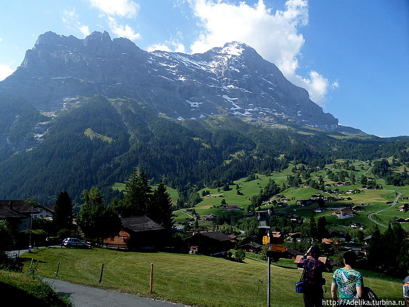 Прекрасные горы в таком маленьком Гриндельвальде Гриндельвальд, Швейцария