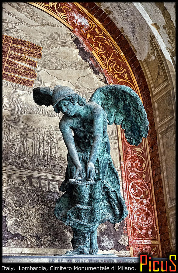 Симфония скорби Милан, Италия