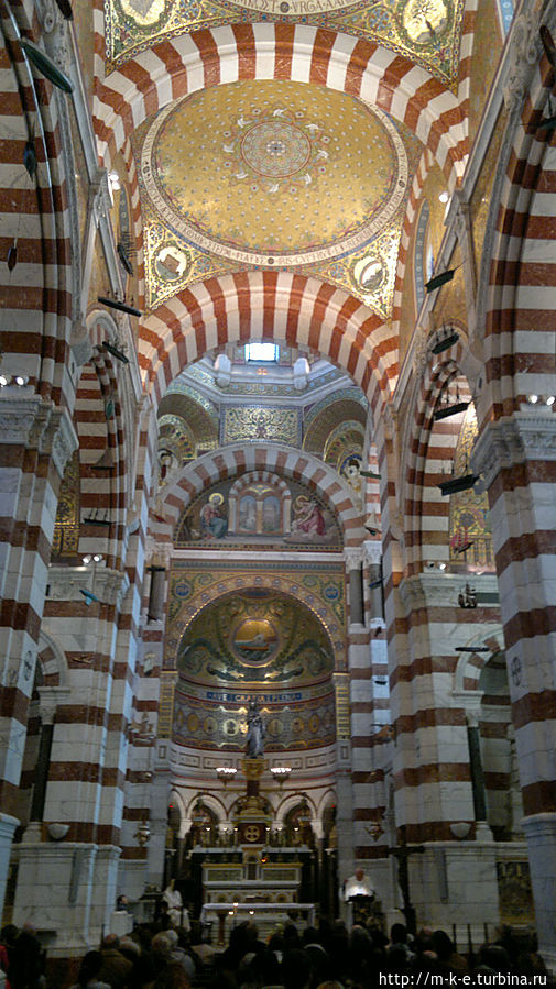 Убранство базилики (Верхняя церковь) Марсель, Франция