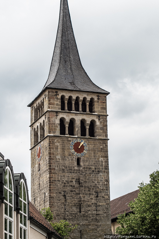 Зиндельфинген Церковь святого мартина — эмблема города Зиндельфинген, Германия