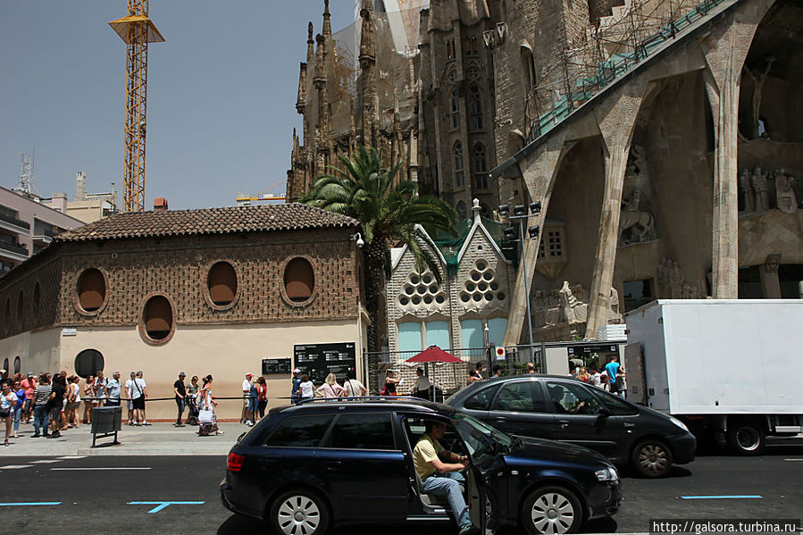 Храм Саграда Фамилия (Sagrada Família) Барселона, Испания