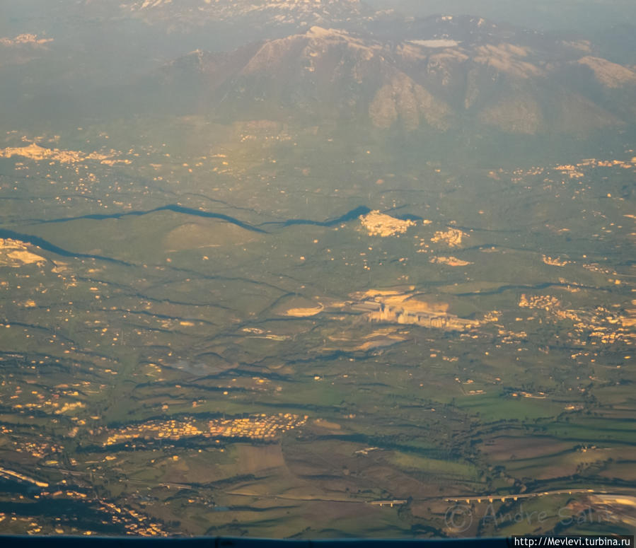 В стране Италии, а конкретно возде самого Рима, солнечно Италия
