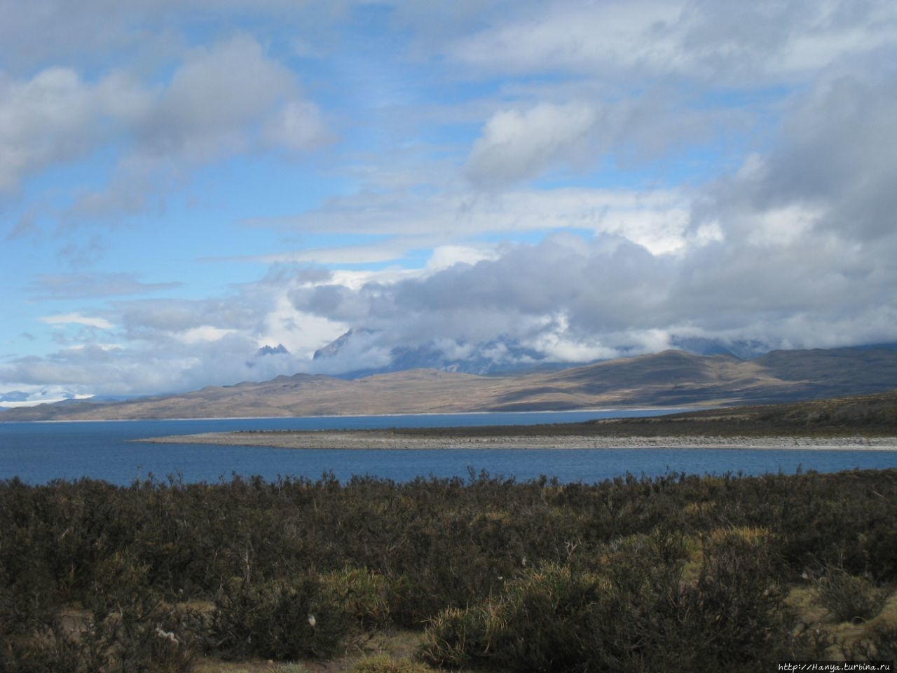 Первая панорамная остановка на озере Сармиенто. Ч.84