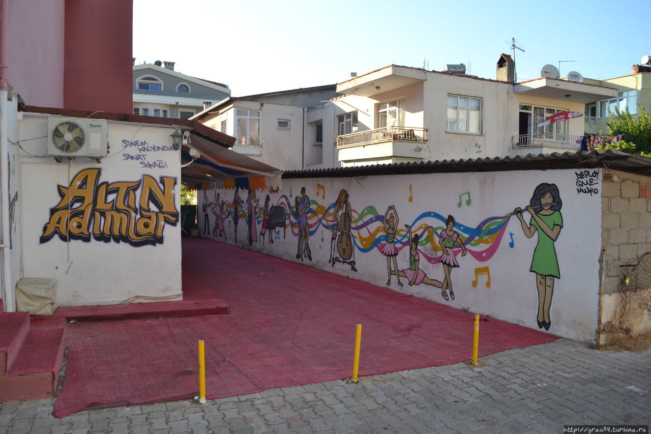 Мэрилин Монро и прочие граффити Мармариса Мармарис, Турция