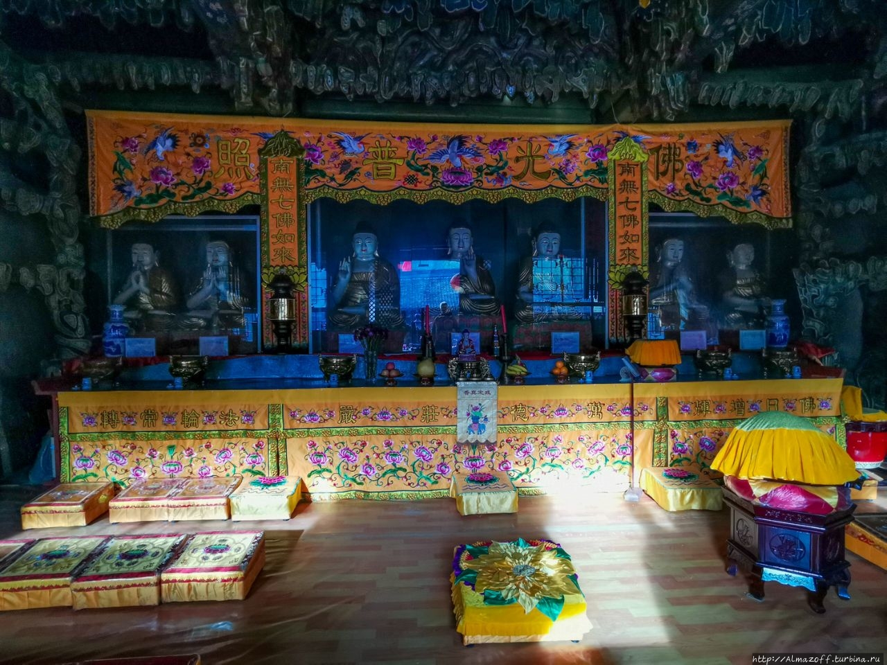 Храм Рахулы Священная Гора Утайшань, Китай