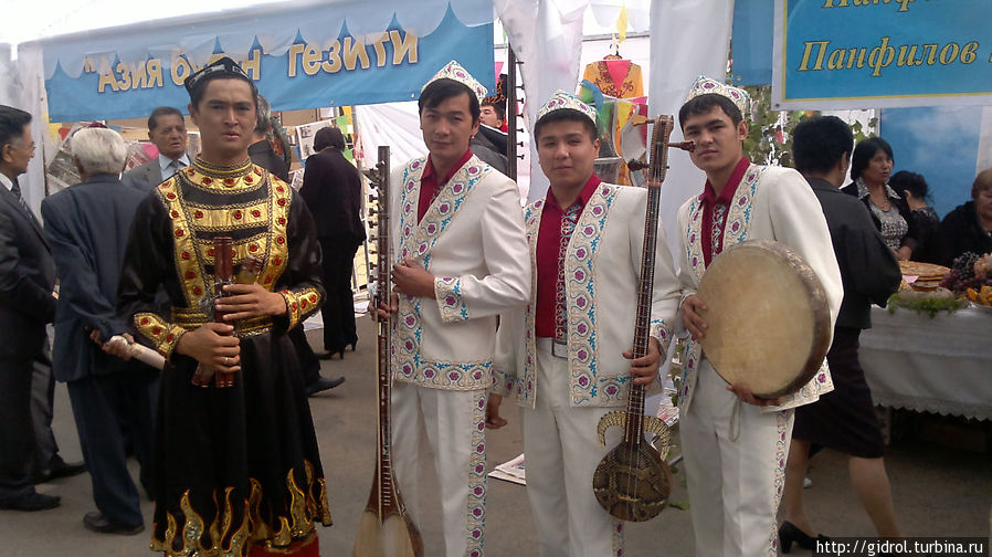 Музыкальный квартет. Алматы, Казахстан