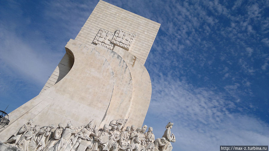 памятник первооткрывателям Лиссабон, Португалия