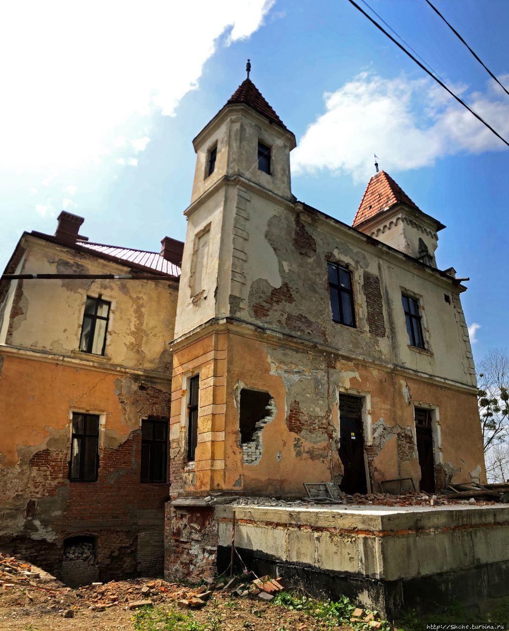 Замок Яблоновских-Бруницких Подгорцы (Стрийский район), Украина