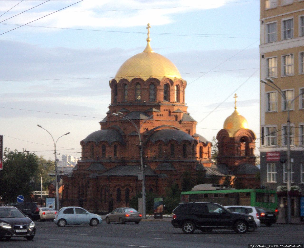 Часовня Новосибирск красный проспект зимой