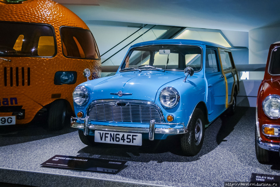 Экспозиция «The MINI Story» в музее BMW Мюнхен, Германия