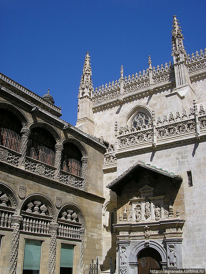 У могилы королей Гранада, Испания